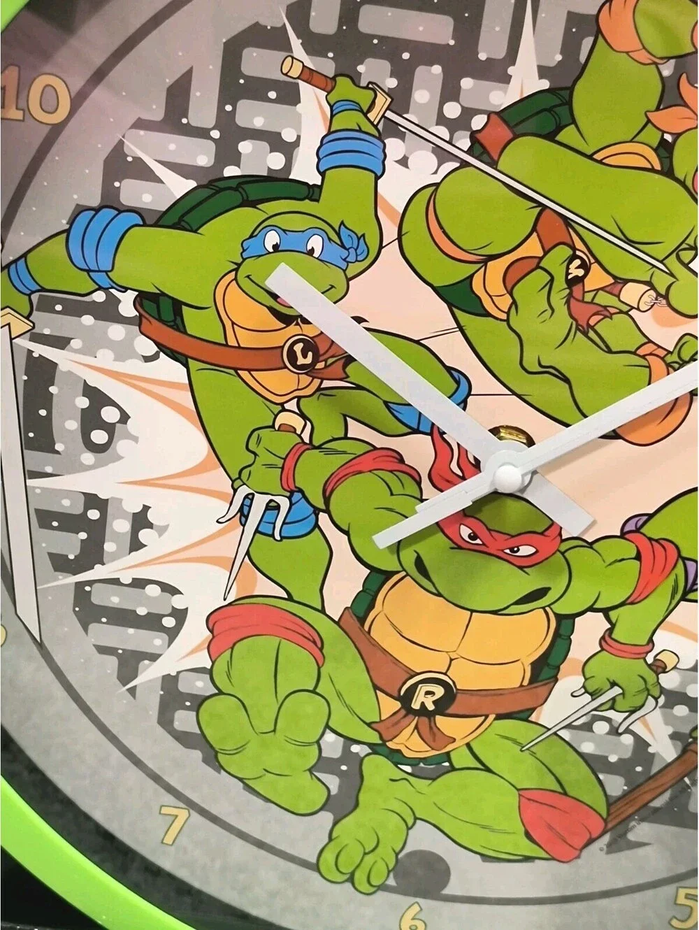 Nib Teenage Mutant Ninja Turtles 11.75 Analog Wall Clock